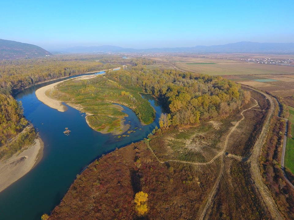 Бассейн р.Тиса – это почти 10 тысяч рек, ибо нет в Закарпатской области такого населенного пункта, где бы не протекала река или ручей.