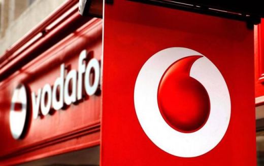 Мобільний оператор «Vodafone Україна» (ПрАТ «МТС Україна») з 5 травня вирішив підвищити вартість лінійки тарифів «Vodafone Red 2015» у середньому на 40%.
