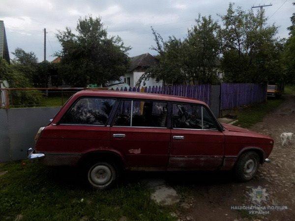 Сьогодні вранці до правоохоронців із заявою про викрадення автомобіля звернувся 31-річний житель села Малий Раковець.