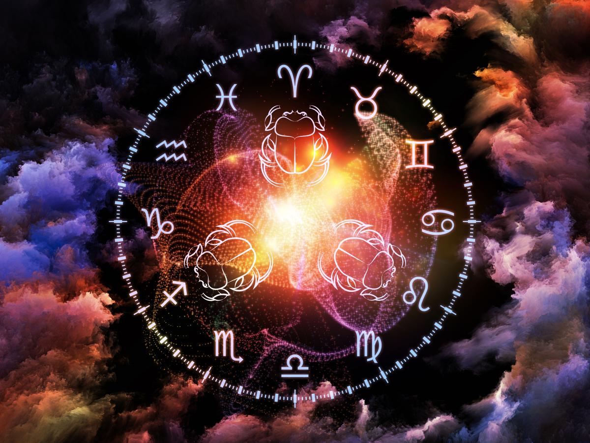 Астрологи розповіли, що чекає на кожного знака Зодіаку 18 липня 2022 року
