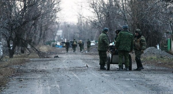 Боевики со значительными потерями отступили от трассы Артемовск-Дебальцево, - "Азов"