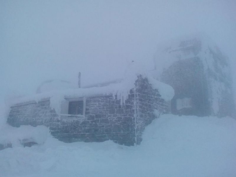 Як iнформував Чорногiрський гiрський пошуково-рятувальний пост, на горi Пiп iван значно погiршилася погода.