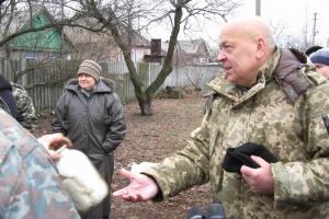Керівник Луганської обласної військово-цивільної адміністрації Геннадій Москаль заявив, що абсолютна більшість води, що видобувається на контрольованій Україною Луганщині, йде на окуповану територію.
