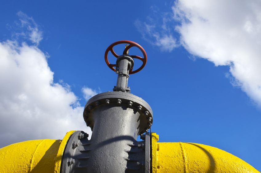 Специалисты Береговского отделения управления эксплуатации ПАО «Закарпатгаз» завершают ремонтные работы на газопроводе среднего давления на Береговщине.