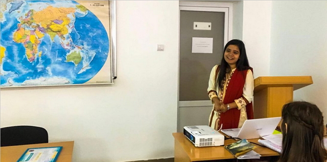 На семінар «Країнознавча характеристика Індії» на факультет історії та міжнародних відносин УжНУ завітала студентка медфаку ужгородського вишу з азійської держави.