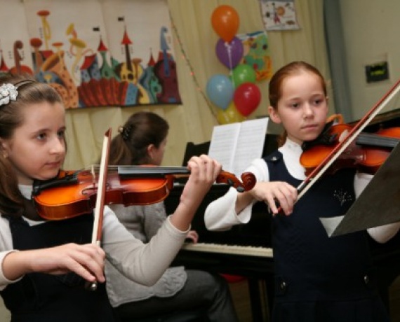 З 1 квітня розпочнеться прийом заяв для вступу на конкурсній основі до мистецьких шкіл міста Мукачева. Заяви реєструватимуться у Центрі надання адміністративних послуг.