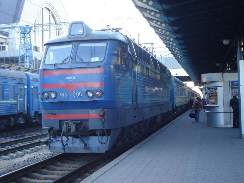 Укрзалізниця призначила на Закарпаття додаткові маршрути поїздів / ВІДЕО