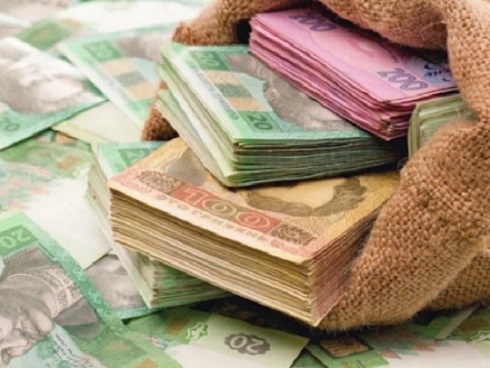 Готівкова гривня у середу, 5 жовтня, продовжила динаміку зміцнення і наразі на чорному ринку долар торгується за 40,46 - 40,87 грн.