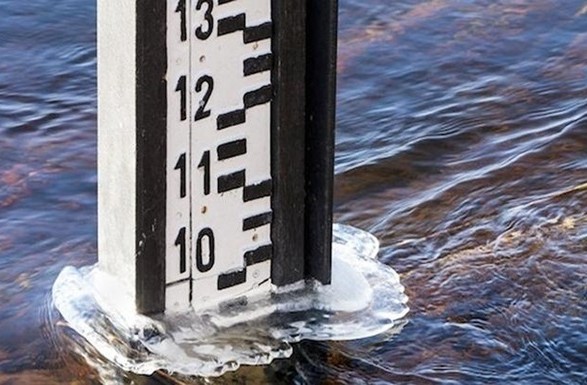 Про небезпеку щодо підйому рівня води у місцевих річках повідомили в Закарпатському центрі з гідрометеорології.