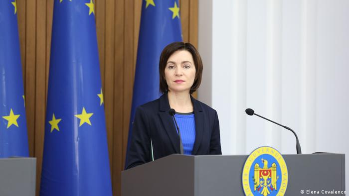 Прем'єр-міністр Молдови Наталія Гаврилиця заявила, що Молдова не настільки оснащена військовою технікою, щоб надавати допомогу Україні. 

