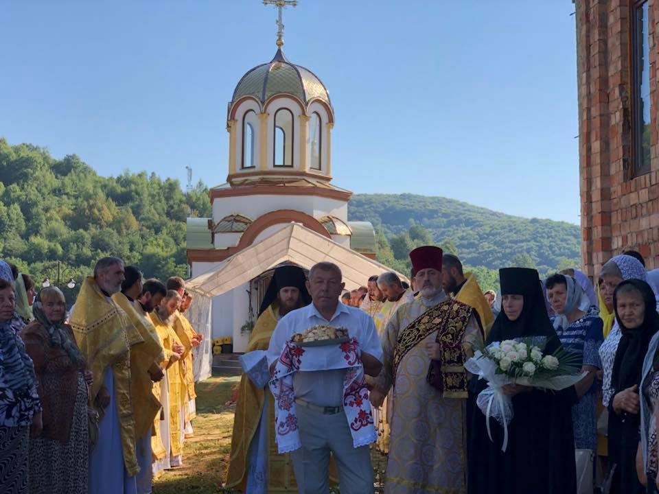 У Зарічево Перечинського району у Свято-Маріє-Магдалинівському жіночому монастирі УПЦ відзначили престольне свято. 

