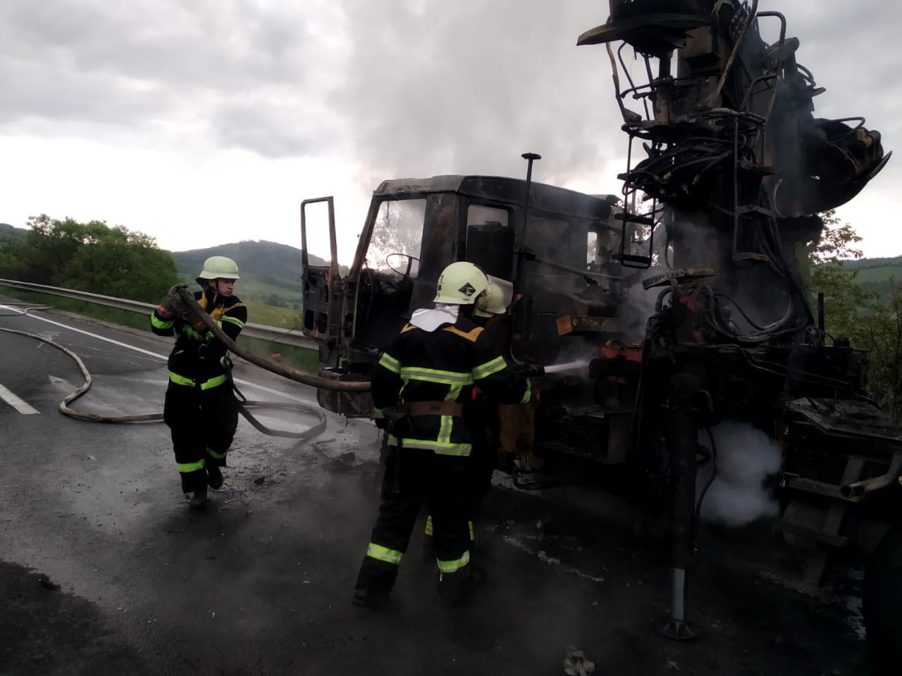 На Латырском перевале горел грузовик.