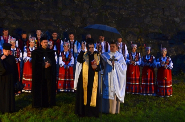 Патриотическую акцию готовит Закарпатский народный хор.
