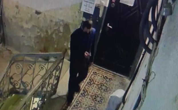 Чоловік скоїв крадіжку в центрі Мукачева на вулиці Грушевського.