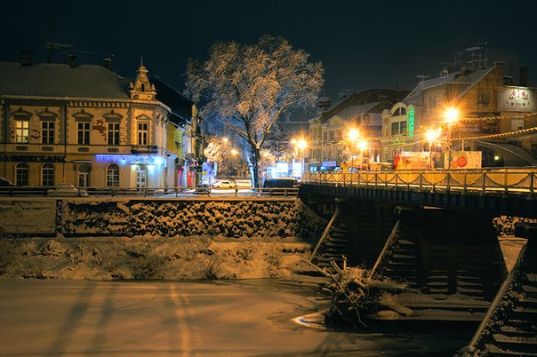 Синоптик пояснив, чому на Закарпатті досі тепло