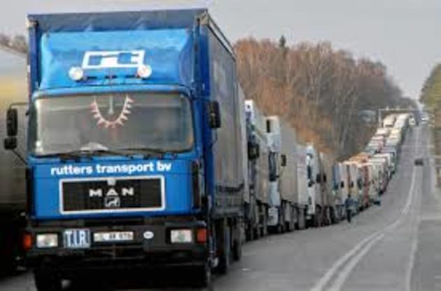 Увеличение грузопотока на украинско-белорусской границе с начала февраля фиксируют в Госпогранслужбе. В частности, фиксируется увеличение грузовиков, следующих на въезд в Украину.