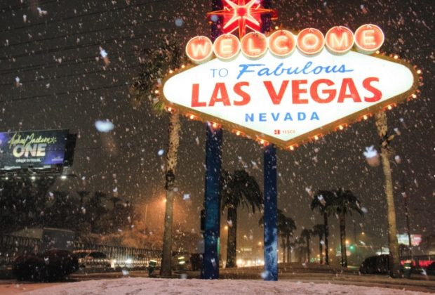 У Лас-Вегасі і Лос-Анджелесі випав сніг вперше за останні 10 років.
