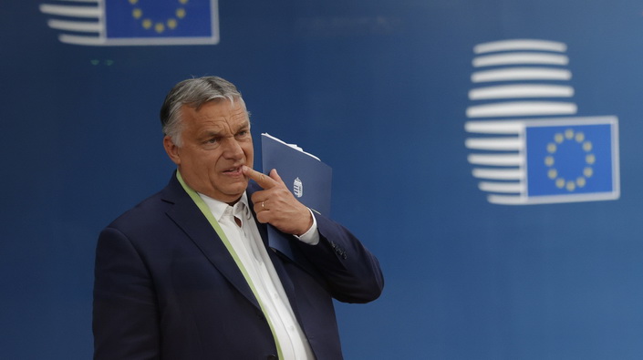 За словами президента Зеленського, один з очільників країн ЄС вимагав доказів, що Бучанські воєнні злочини не були інсценованими - за даними джерел, мова про прем'єра Угорщини Віктора Орбана.