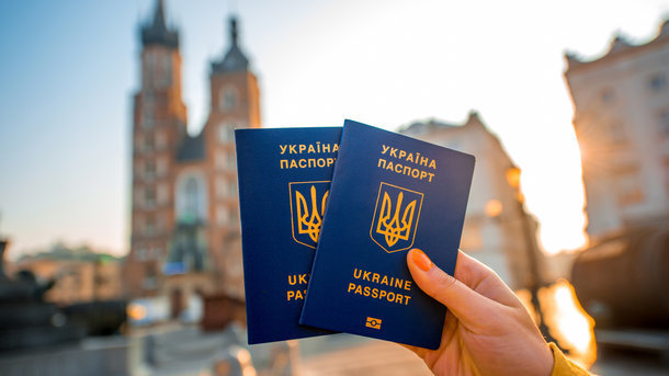 З 11 червня кордони з ЄС перетнули 441 тисяча українців.