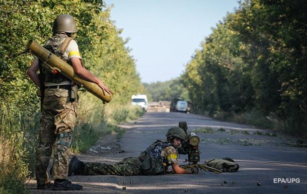Сепаратисты за понедельник, 29 августа, 91 раз обстреляли позиции сил АТО, большая часть обстрелов пришлась на Донецкое направление, сообщает утром во вторник пресс-центр штаба АТО.