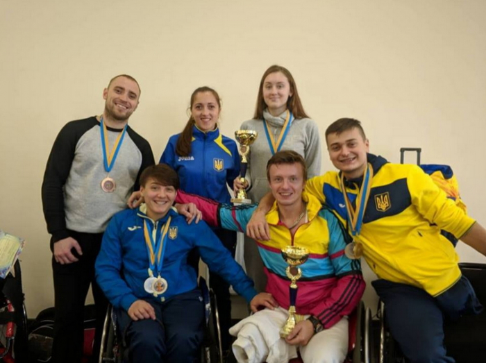 З 16 по 21 жовтня у Києві на олімпійській базі Конча Заспа проходив чемпіонат України 2018 серед фехтувальників-паралімпійців.
