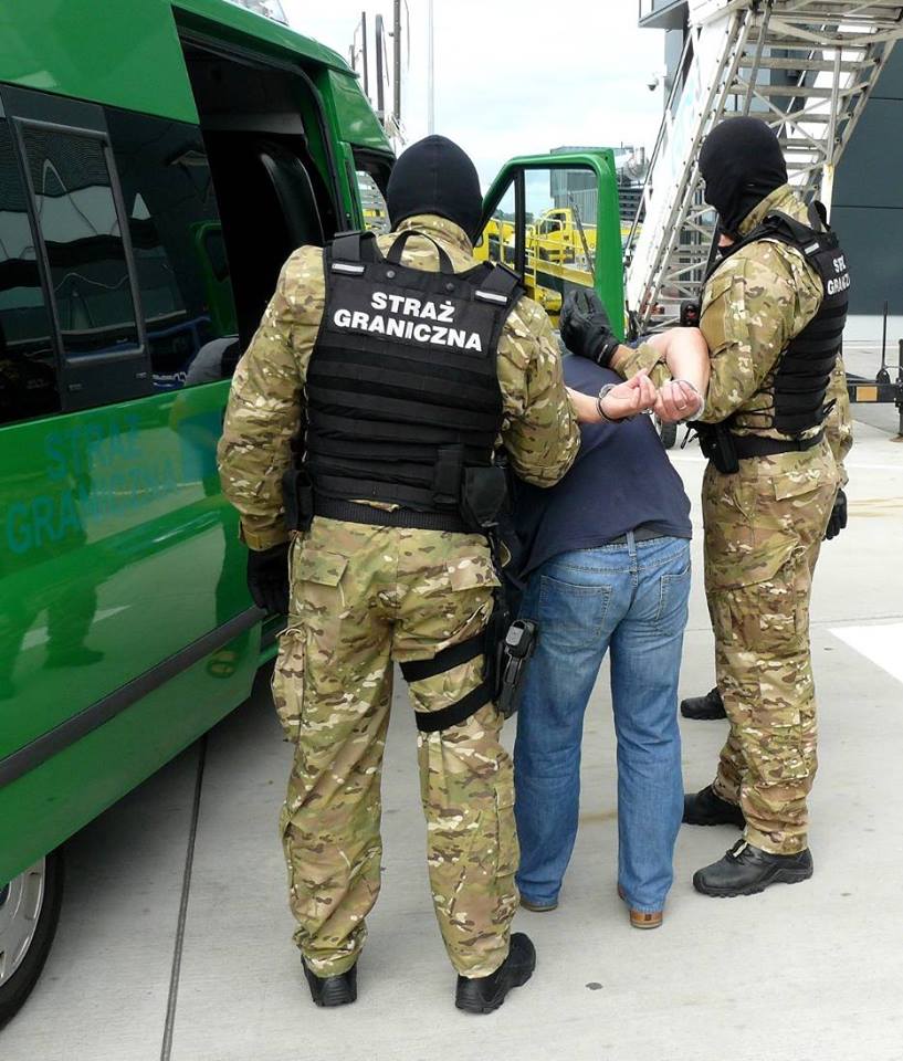 Польські прикордонники в Клодзко викрили польсько-українську злочинну групу, члени якої займалися легалізацією перебування іноземців на території РП.
