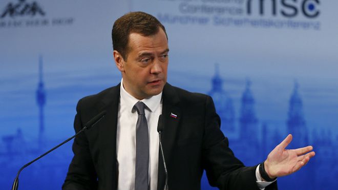 По словам российского премьера Дмитрия Медведева, на смену закончившейся 25 лет назад 