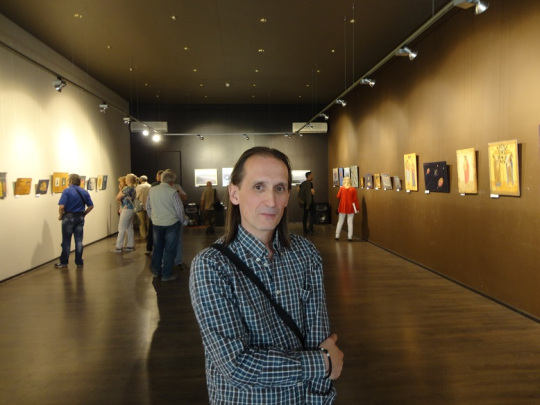15 травня о 16:00 у виставковому залі Закарпатського музею народної архітектури та побуту відкривається виставка “Мнемосіна” Ужгородського художника Артура Тиводара.