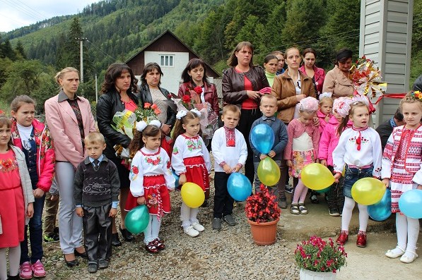 Нещодавно у селі Лопухово відбулась непересічна подія – відкриття навчально-виховного комплексу у присілку Прочка.
