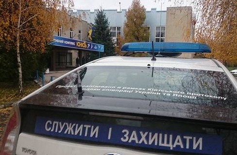 У неділю в Ужгородський відділ поліції надійшло 6 звернень щодо виборів. Всі вони зареєстровані, проводиться перевірка, повідомили у відділі комунікації ГУНП в Закарпатській області.