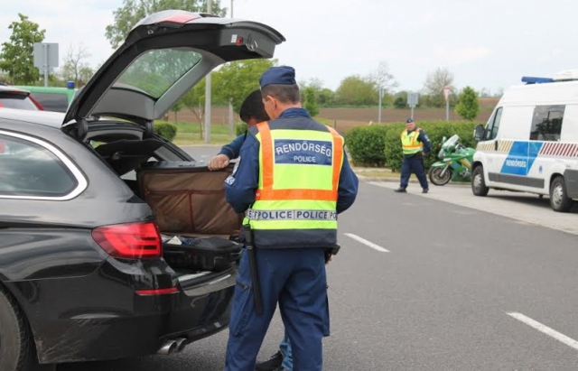 Акцию организует Европейская сеть соблюдения правил дорожного движения (TISPOL).