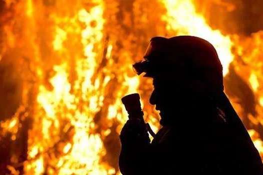 15 апреля в 12:00 поступило заявление о пожаре, которая возникла 15.04.2020 в 06:35 в жилом доме, по адресу: Раховский район, пгт.Бычков, вул. Независимости.

