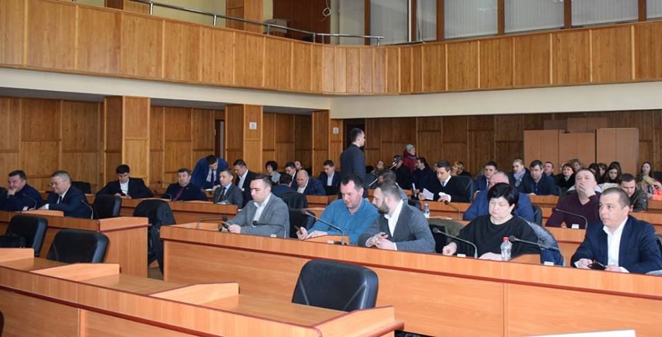На сьогоднішньому засіданні сесії міськради депутати 29 голосами «за» підтримали рішення розпочати процедуру внесення змін до генерального плану Ужгорода.