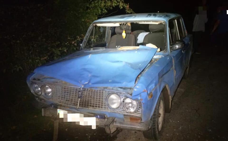 На дороге между селами Туря-Бистра-Порошково вечером произошло ДТП: автомобиль марки 