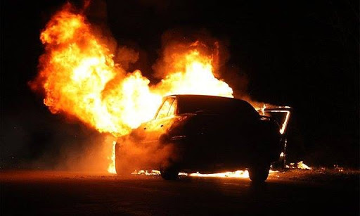 В Ужгороде сгорел Ford Fiesta.