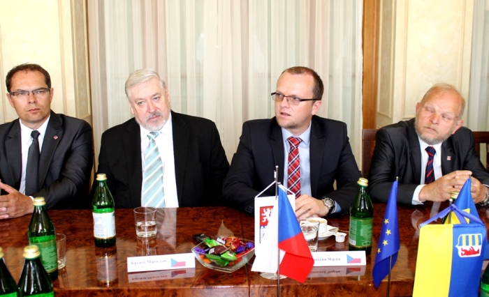 Во вторник, 24 мая, в Закарпатском облсовете состоялась двусторонняя встреча руководства Закарпатского и Пардубицького краев.
