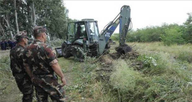 Угорщина будує 4-метрову захисну огорожу на своєму кордоні