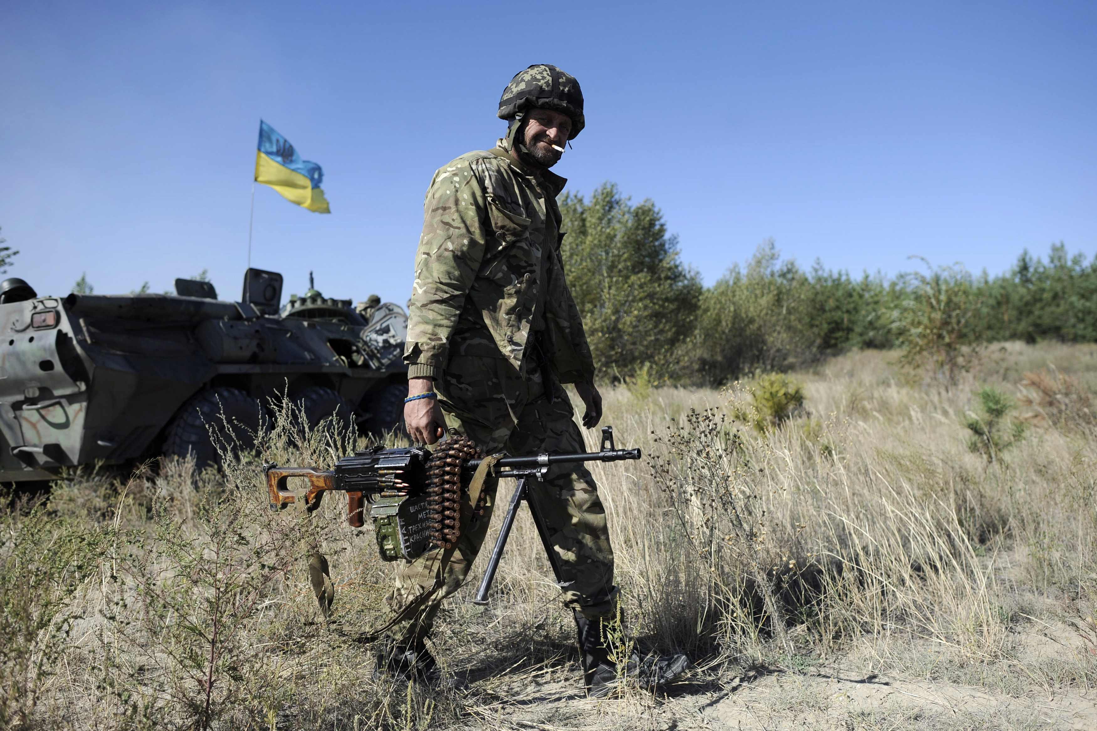 Укр солдат. Украинские военные. ВСУ Украины. Украинская армия. Воины АТО.