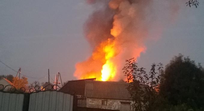   Пожежа сталася 9 січня 0 21:02  у місті  Рахів на вул. Коцюбинського.