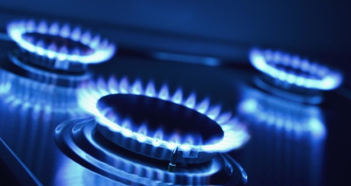 Сотрудникам АО «Закарпатгаз» пришлось прекратить поставки газа некоторым потребителям, которые задолжали за услугу распределения.