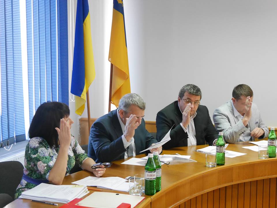 Члени виконавчого комітету Ужгородської міської ради сьогодні на черговому плановому засіданні підтримали проект рішення про «Програму матеріально-технічного забезпечення Управління патрульної поліції