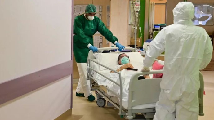 Завантаженість ліжок в опорних лікарнях першої хвилі для пацієнтів з Covid-19 станом на 31 жовтня склала 67,2%.

