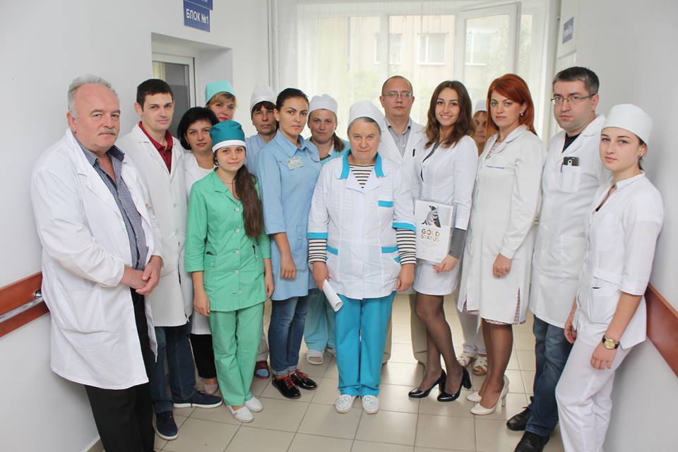 Колектив неврологічного відділення Мукачівської лікарні отримав престижну нагороду Європейської інсультної організації – золоту нагороду ESO Angels за прагнення підвищувати якість лікування інсульту.
