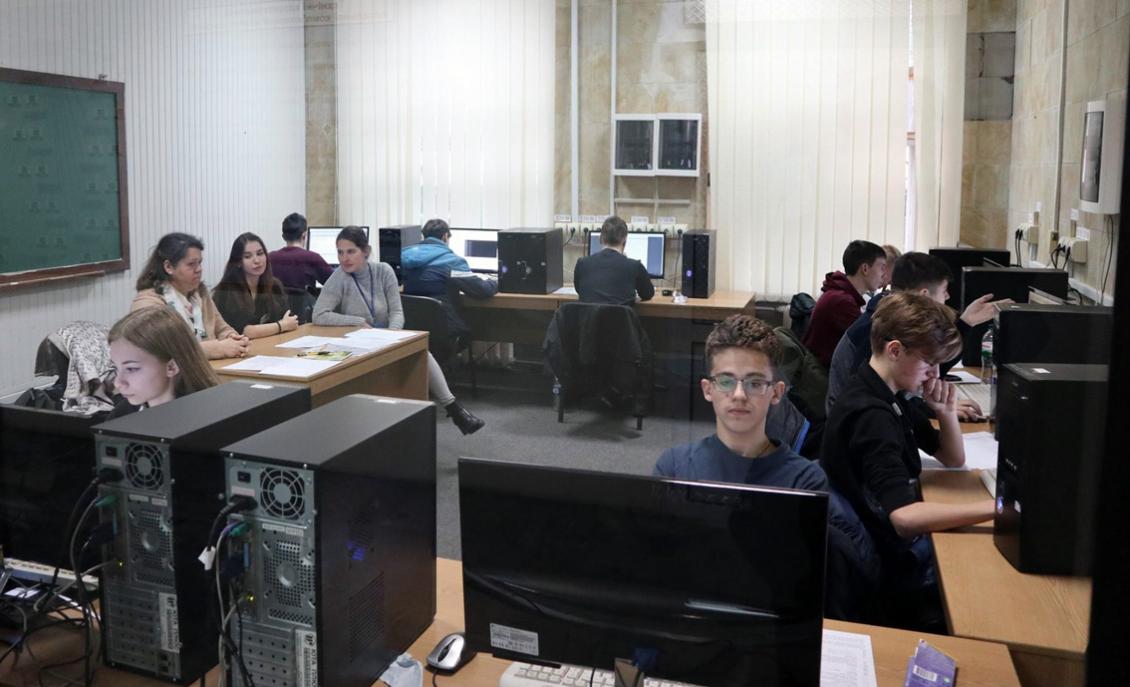 25–29 березня в Одесі тривав IV етап Всеукраїнської олімпіади з інформатики. У ній узяли участь 129 учнів з усіх куточків нашої країни.
