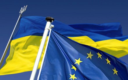 Президент України Петро Порошенко закликав Велику Британію ратифікувати Угоду про асоціацію між Україною та Європейським Союзом