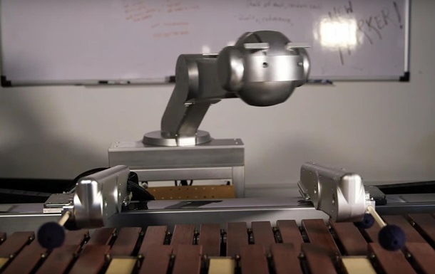 Робот-музыкант даст концертный тур (ВИДЕО)
