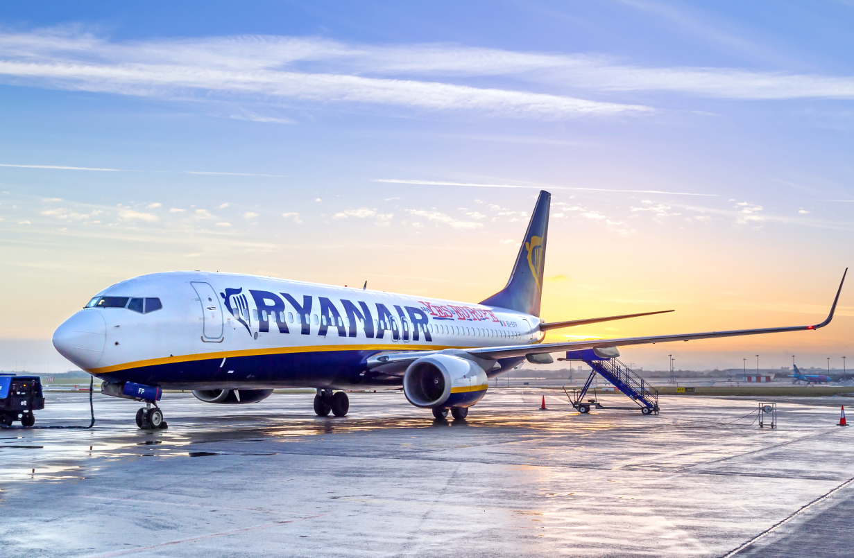Ryanair не готов регистрировать в Украине дочернюю компанию через валютные ограничения НБУ.
