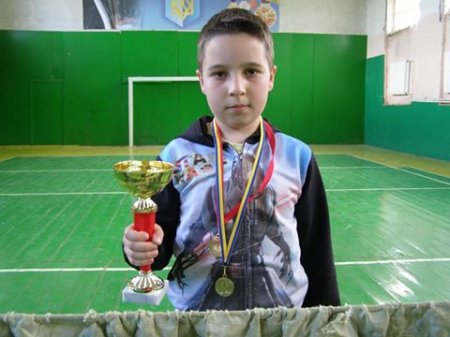 Хустянин став переможцем Всеукраїнських турнірів із тенісу