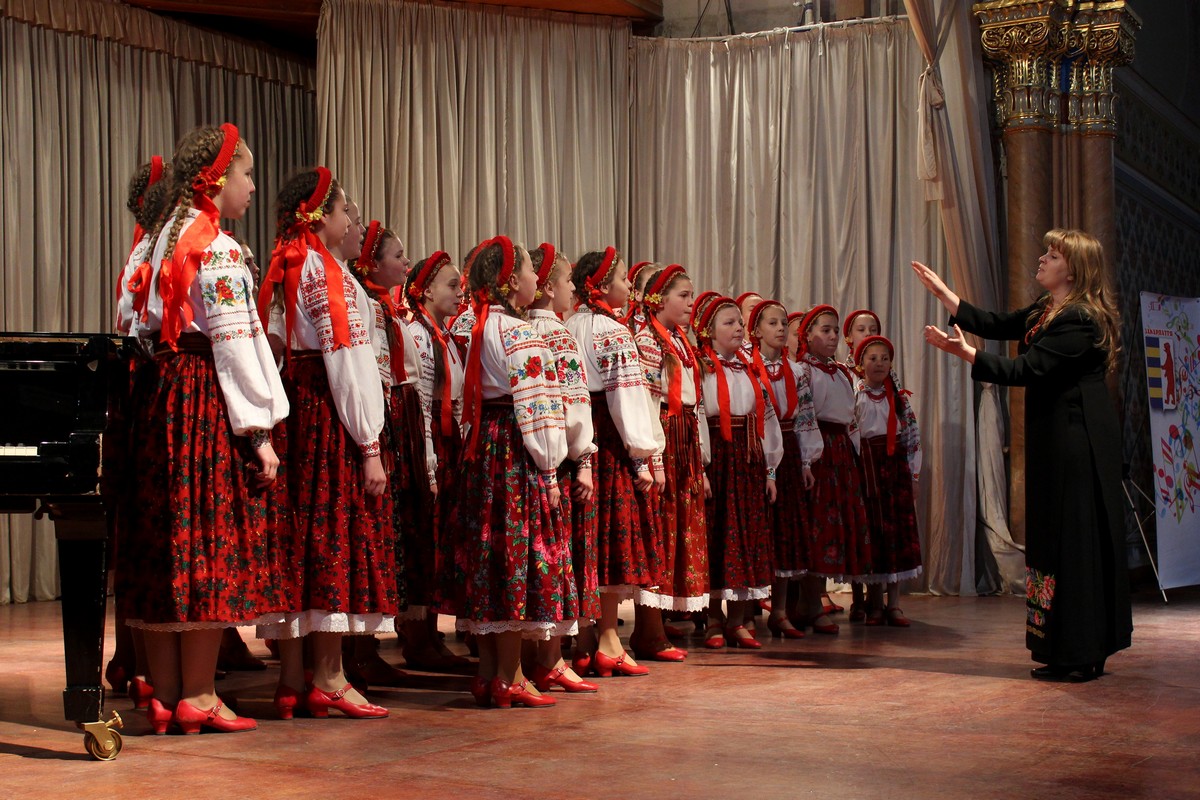 В Ужгороді оголосили володарів найкращих голосів "Яскравої Країни"