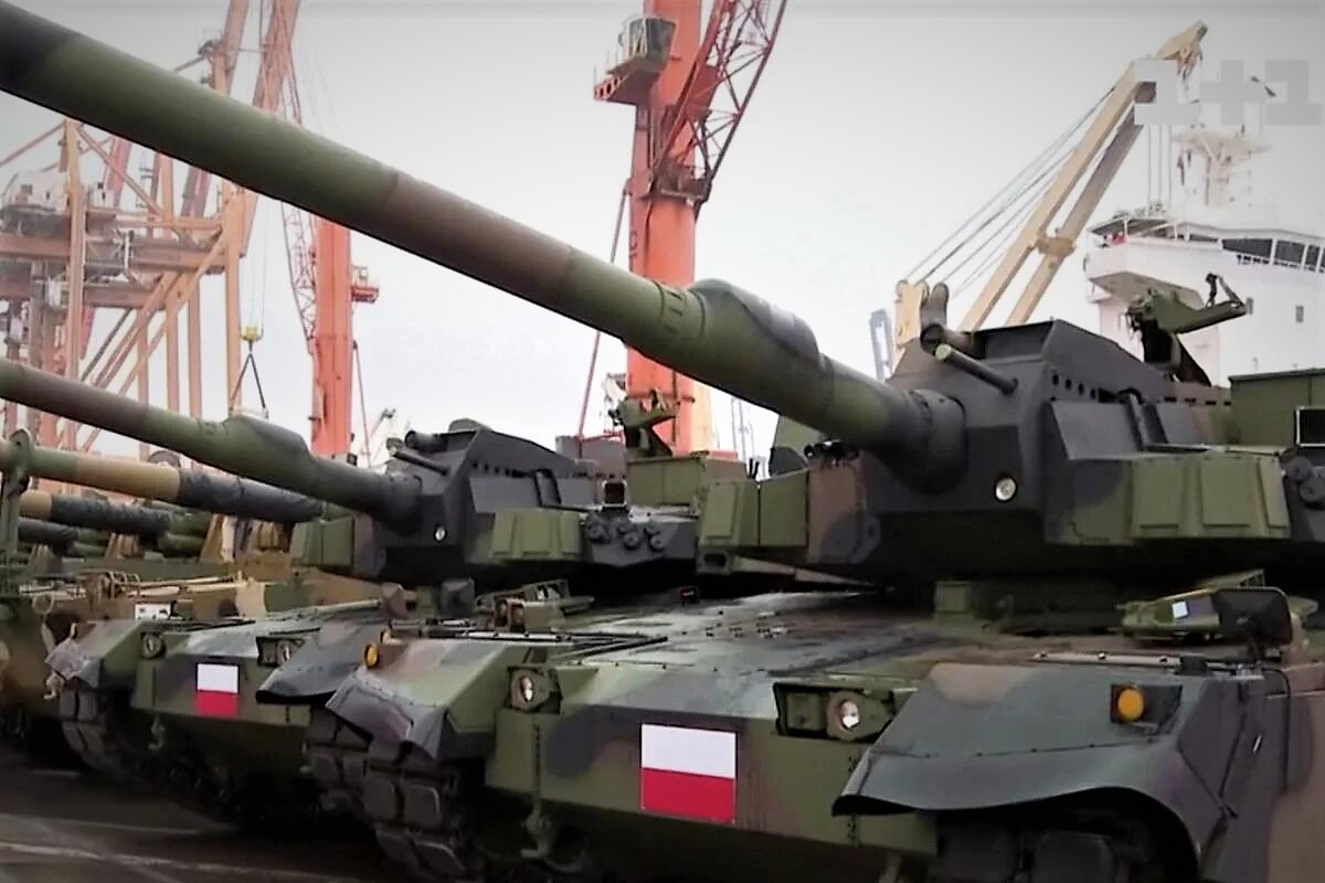 У Польщі наголошують, що добре озброєна армія — найкращий стримувальний аргумент для Росії.

